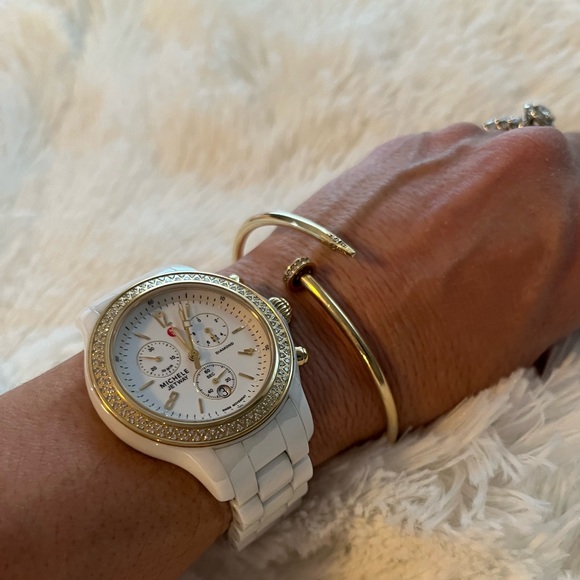 14K Gold Designer bracelet - Picture 14 of 16